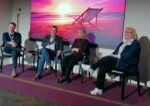 Von links nach rechts: Prof. Max Schlaak, Prof. Thomas Eigentler, Anne Wispler und Tanja Page bei der Podiumsdiskussion.